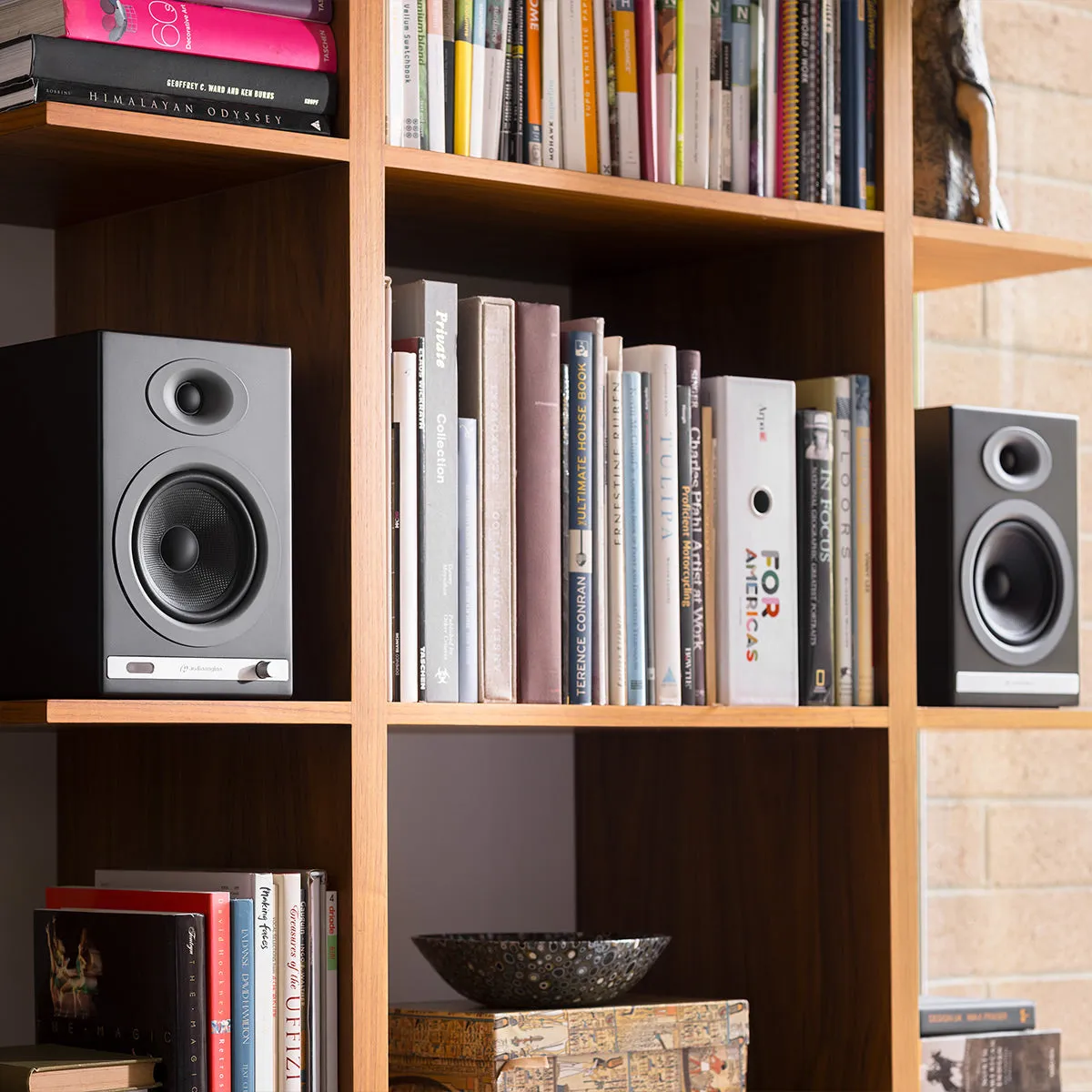 Audioengine HD5 Powered Bluetooth Bookshelf Speakers - Pair (Matte Black)