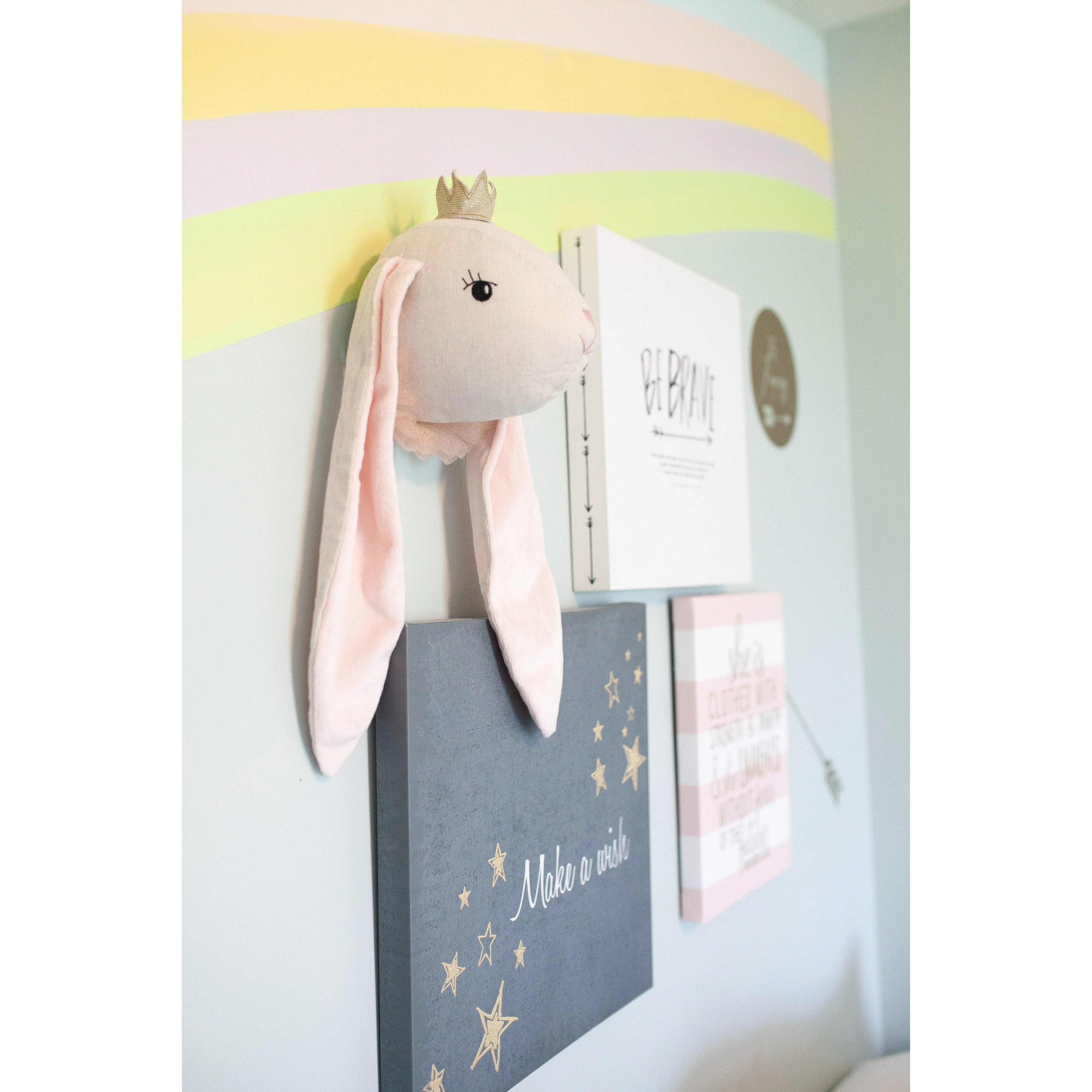BUNNY WALL MOUNT
