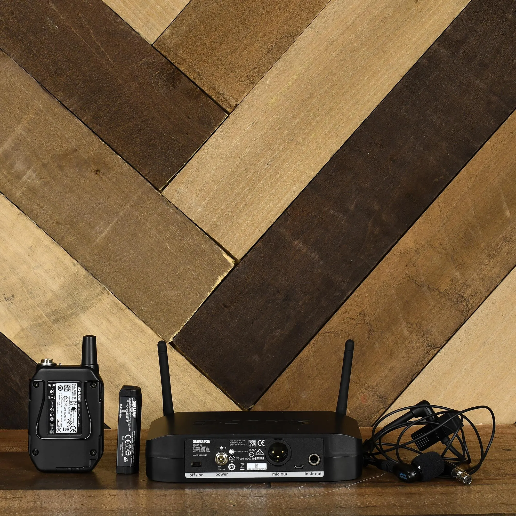 Shure GLXD14/BETA98H Clip On Wind Digital Wireless System - Used