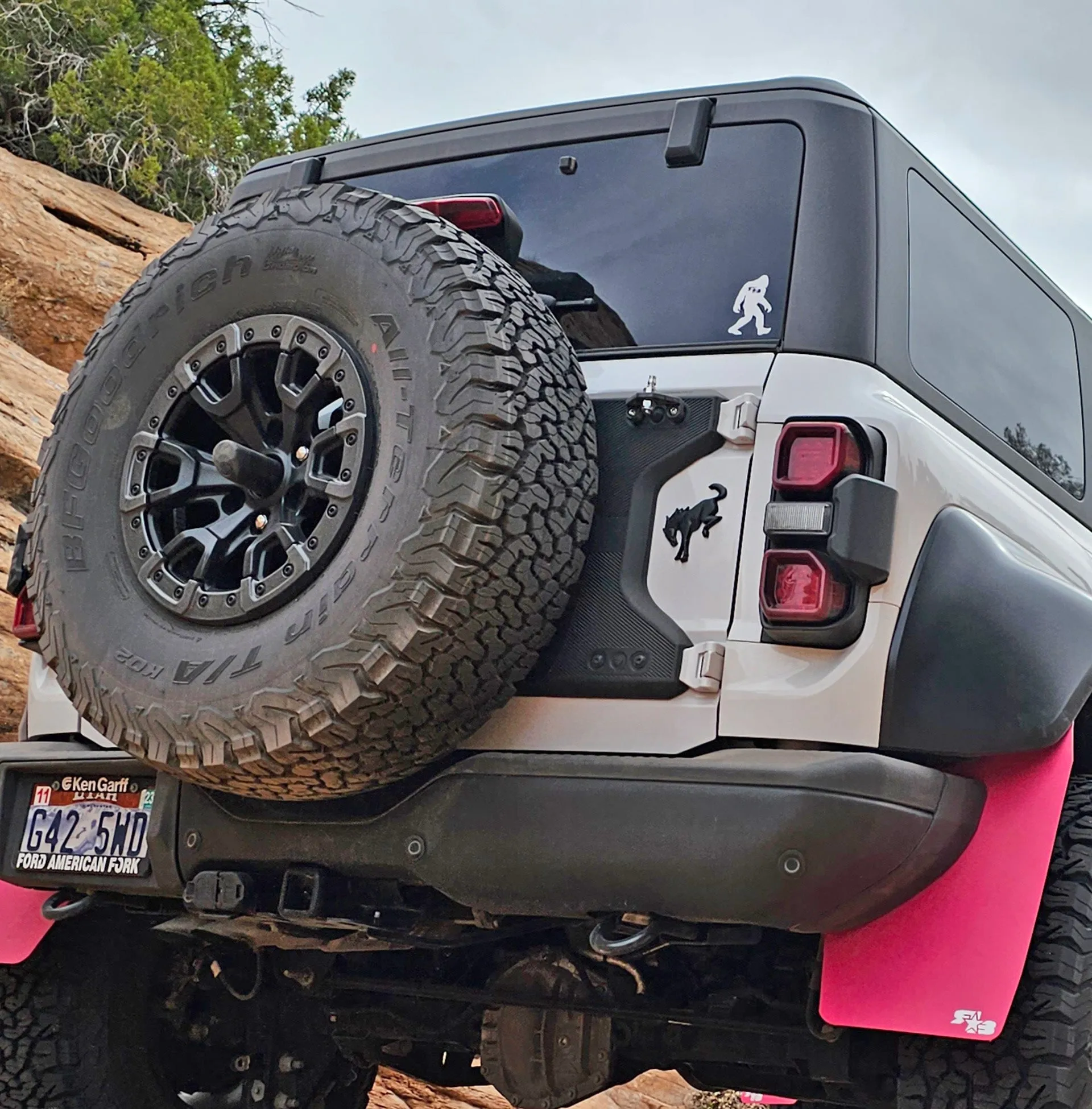 Tailgate Billet Flag Mount for 2022  Bronco Raptor