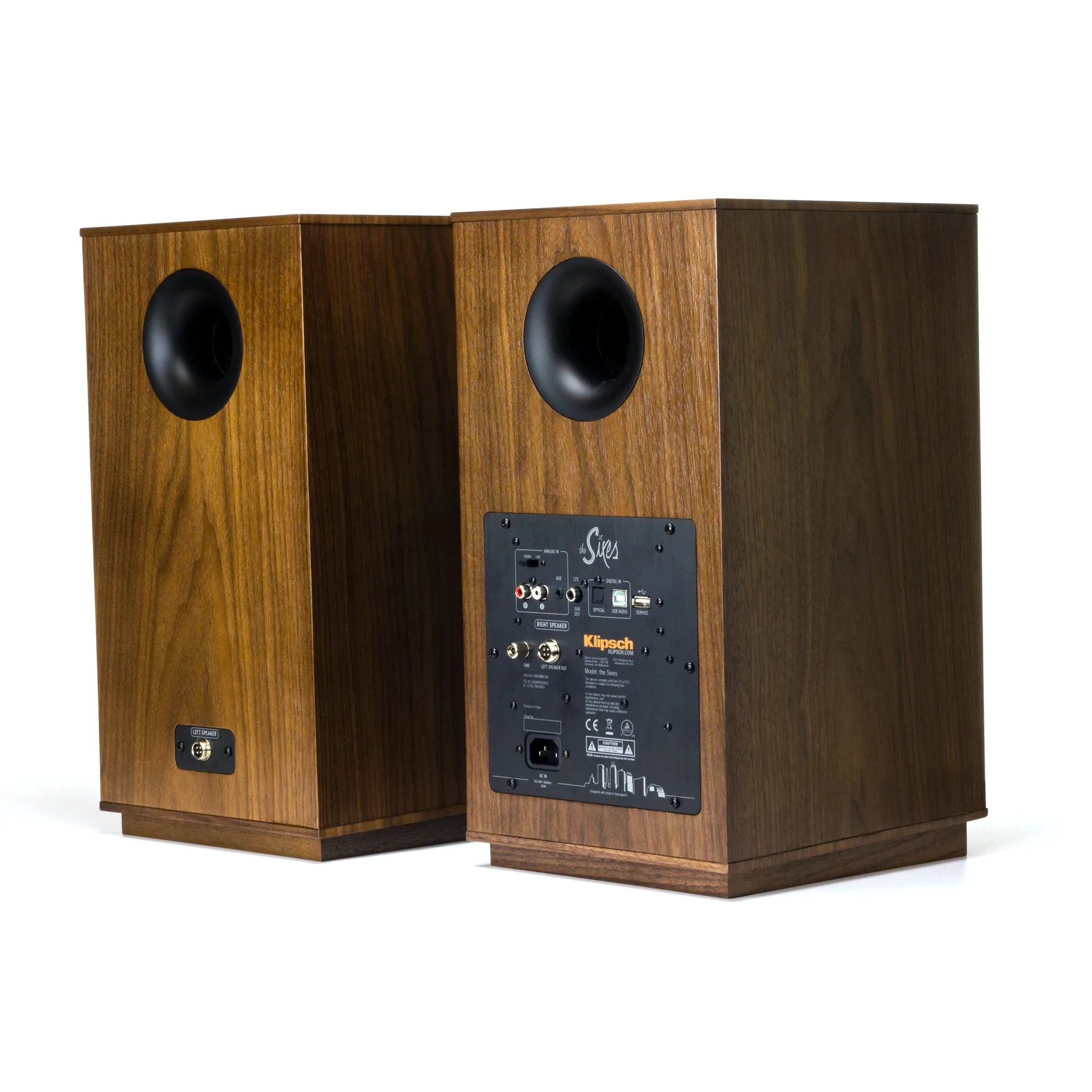 THE SIXES Walnut Speaker